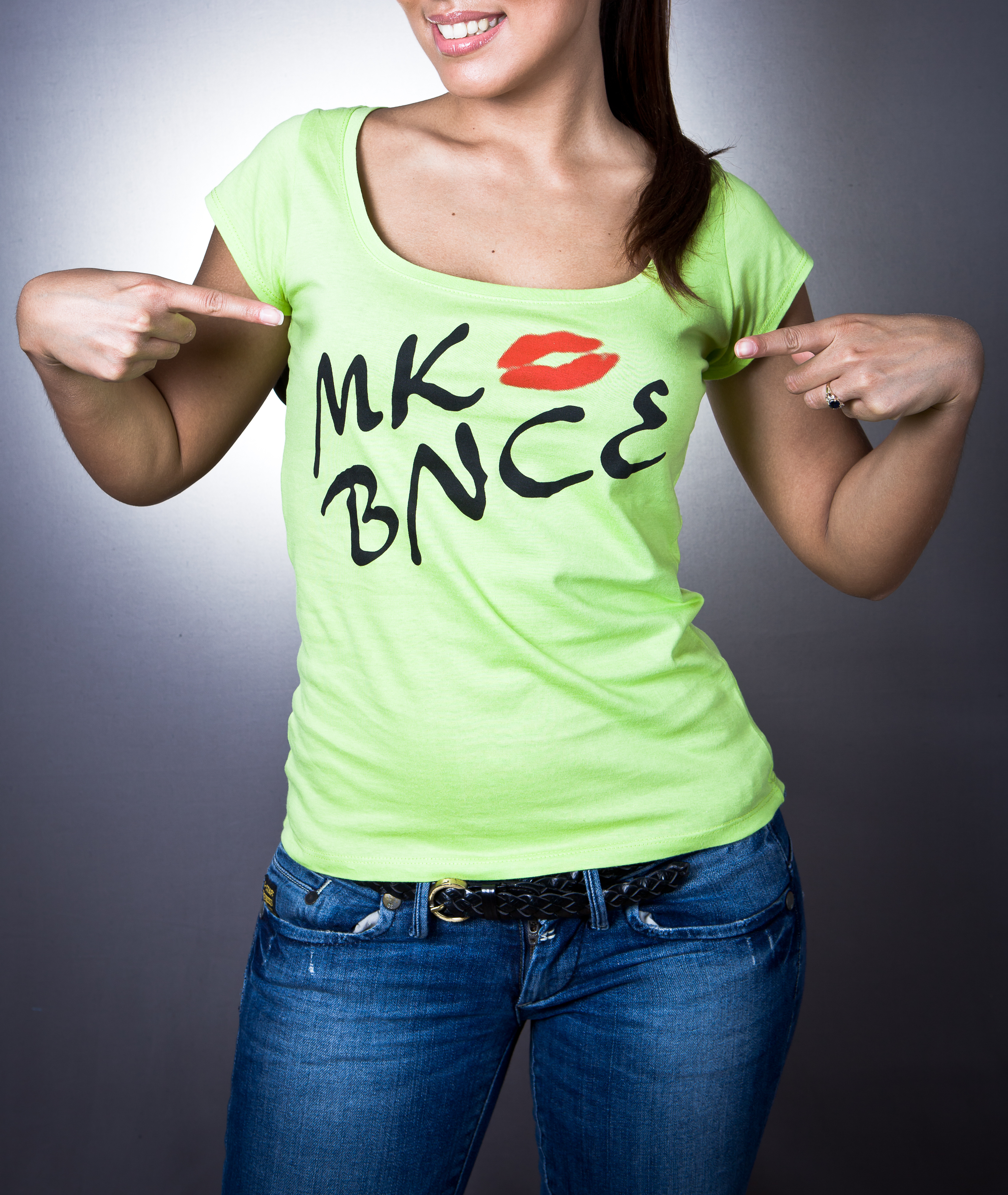 T-shirt MK BNCE " Kiss " Vert pomme