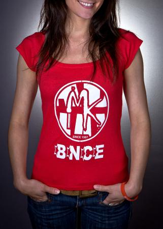 T-shirt MK BNCE Original" donne giromanica americana qualità:  Jersey 150, 100% cotone, incollatura scollata taglia curvata coupé cucito.